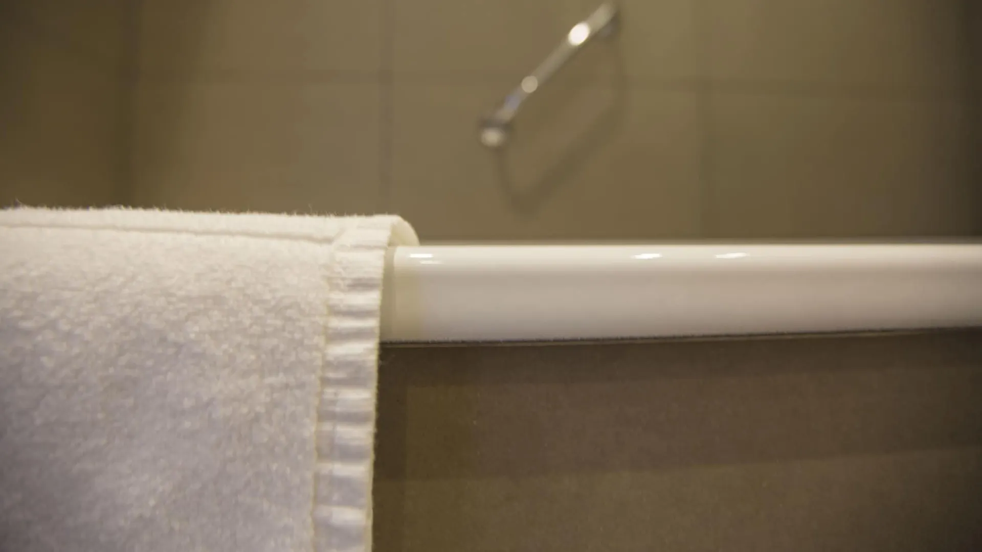 Hotel Medes II レスタルティット